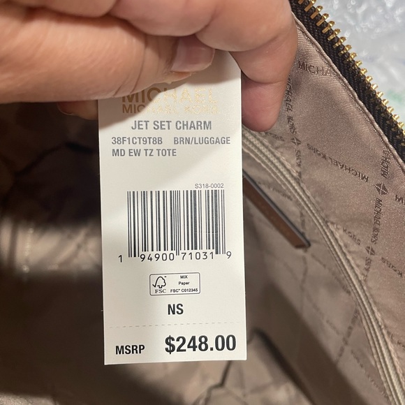 NWT Michael Kors Jet Set Charm Bag - Picture 5 of 10